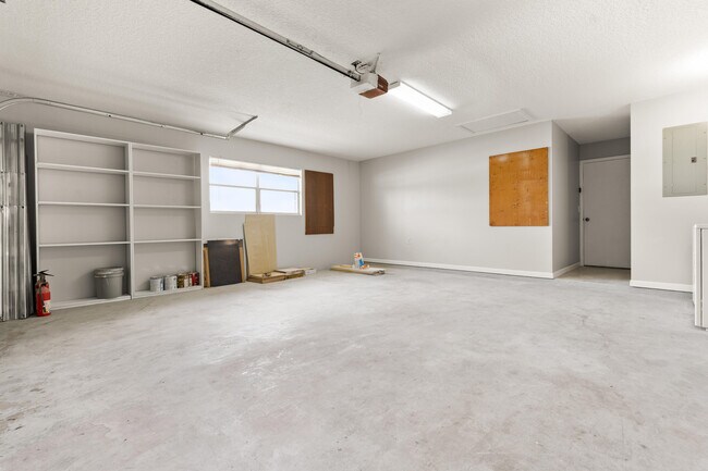 Building Photo - 1209 Pine Sage Cir