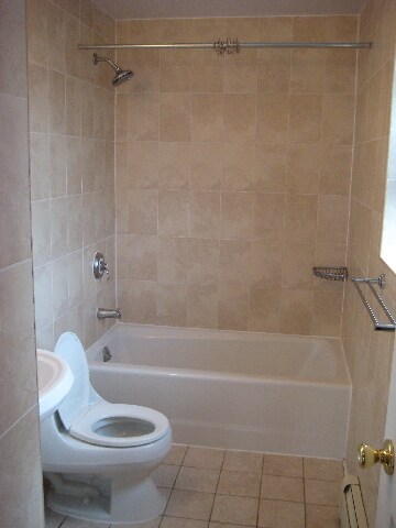 Building Photo - 27-16 41st Ave