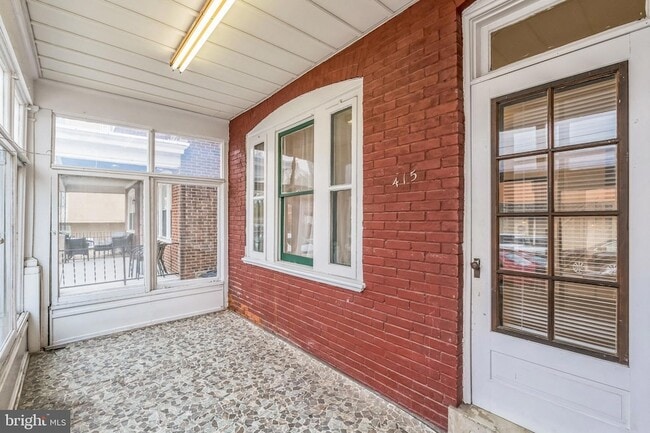 Building Photo - 415 Rector St