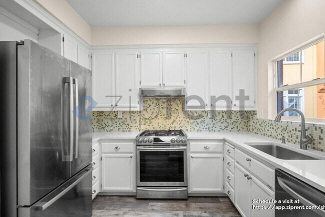 Building Photo - 3583 Madison Common