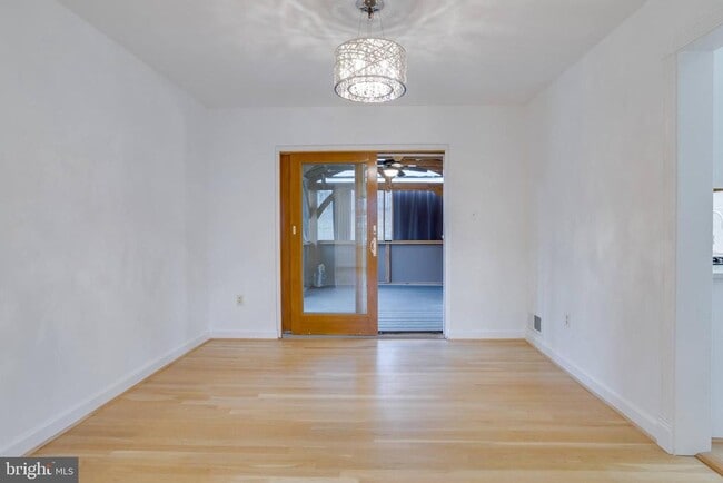 Building Photo - 8122 Truro Ct