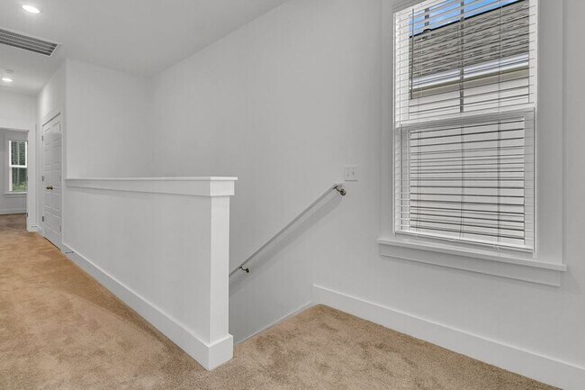 Building Photo - 110 Crimson St