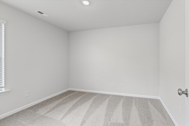 Building Photo - New 3BR Home in Whispering Woods – East At...