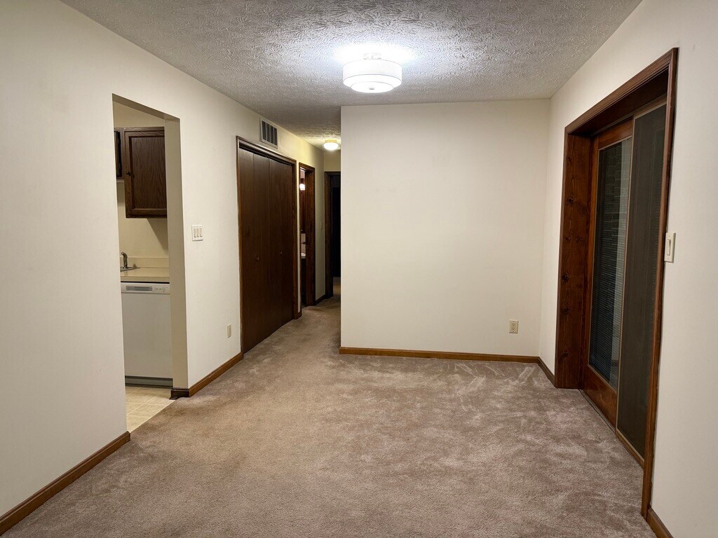 Building Photo - 23243 White Birch Ct