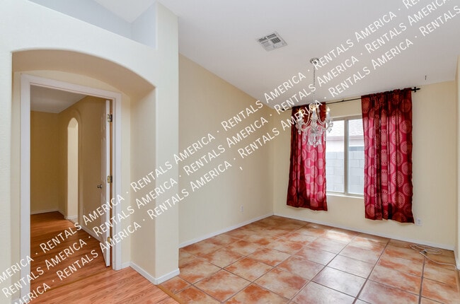 Building Photo - 10138 E Desert Paradise Pl