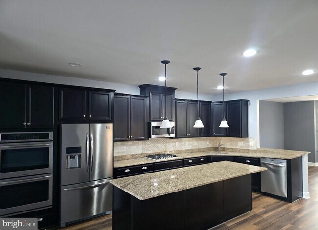 Building Photo - 16667 Danridge Manor Dr