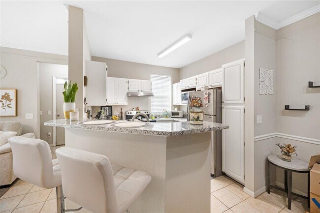 Building Photo - 6435 Manhattan Village Ave