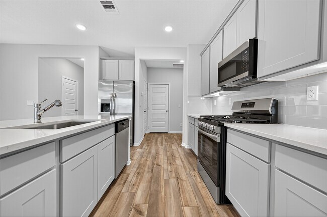 Building Photo - 8489 Sweet Cherry Ln