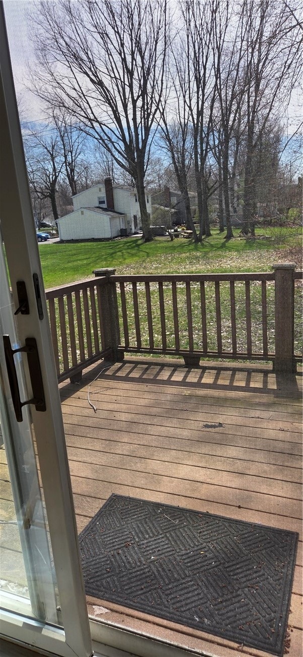 Building Photo - 70 Summit St