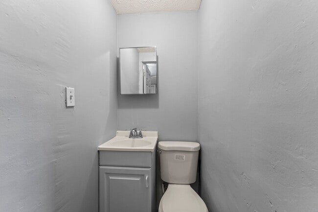 Building Photo - Charming 2 beds 2 Bath in Dayton!