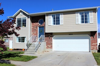 Building Photo - 2952 2075 S