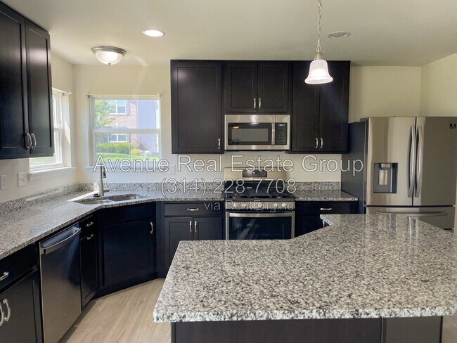 Building Photo - 110 Pearl Vista Ct