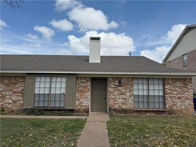 Building Photo - 300 Mill Creek Cir