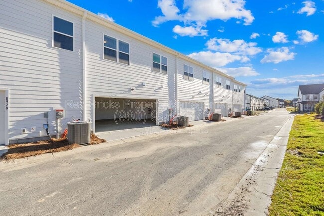 Building Photo - 8924 Connover Hall Ave