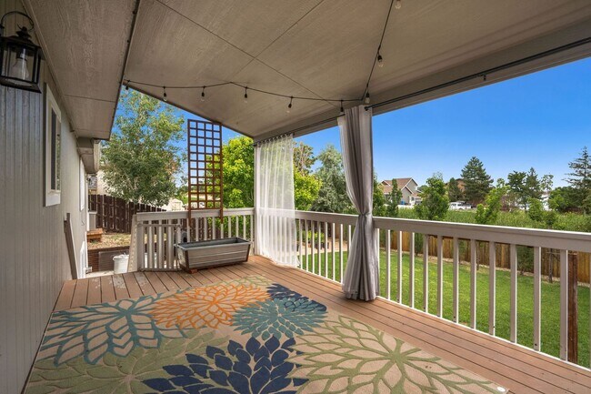 Building Photo - Updated 4 Bedroom Home with Amazing Yard, ...
