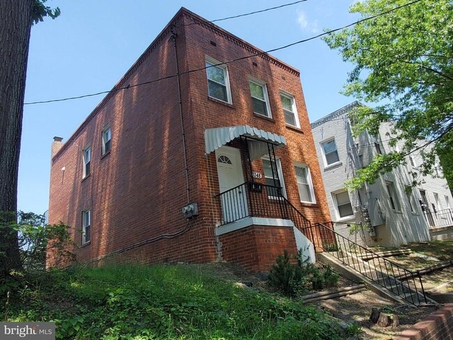 Building Photo - 3348 Minnesota Ave SE