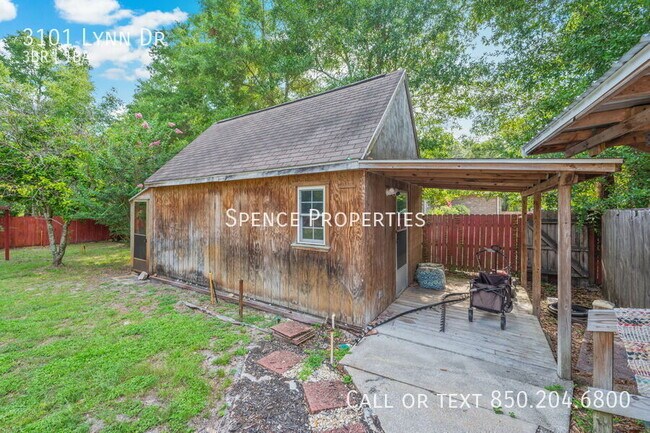 Building Photo - 3101 Lynn Dr