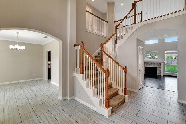 Building Photo - 24803 Haverford Rd