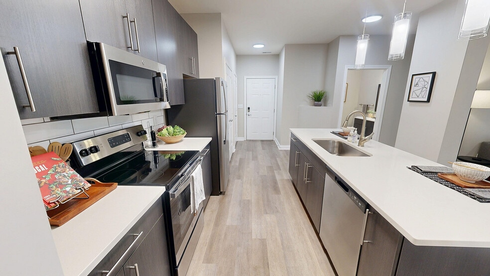 Modern Kitchen - Autumn Breeze Apartments