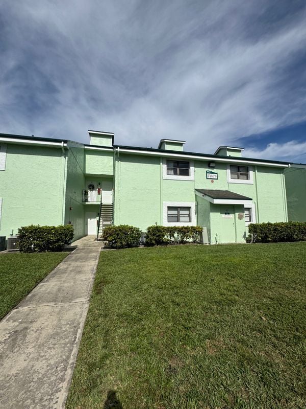 Building Photo - 8787 NW 39th St