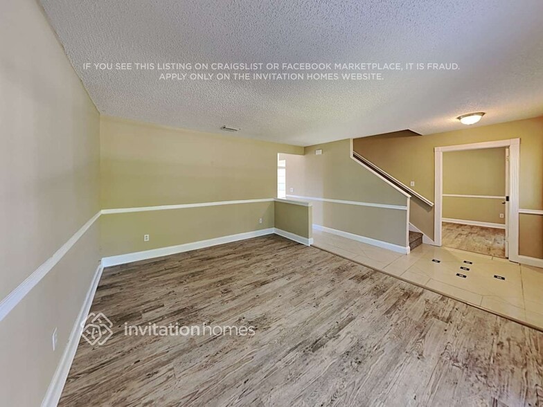 Building Photo - 15908 Bridgewater Ln