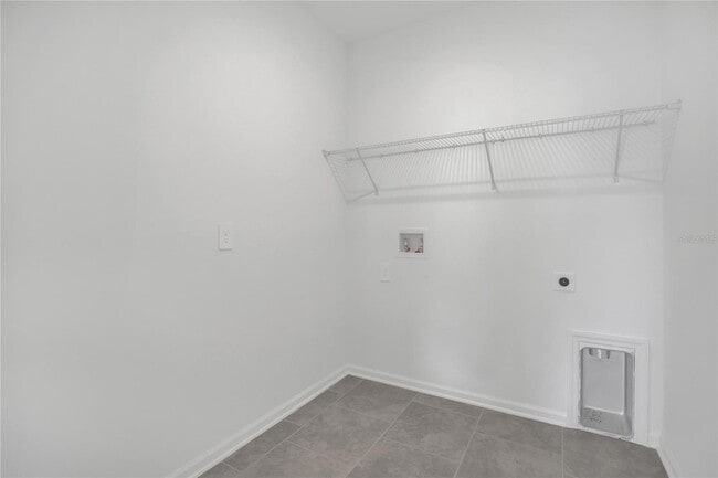 Building Photo - 2048 Shaggy Fisher Dr