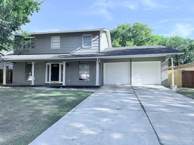 Primary Photo - 6718 Cypress Lake Dr