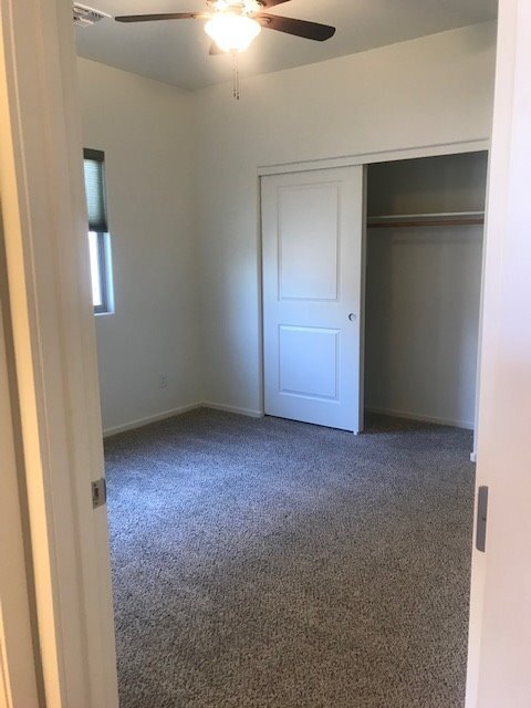 Building Photo - Beautiful 3 Bedroom 2 Bathroom - Contact Property Pros Property Management