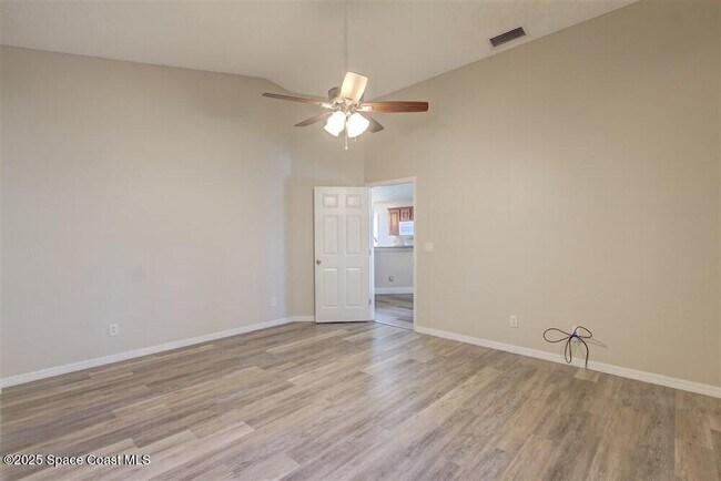 Building Photo - 680 Wickham Lakes Dr