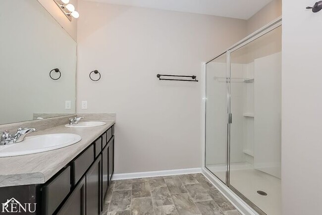 Building Photo - 2216 Carefree Ln