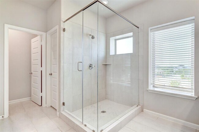 Building Photo - 2604 San Bautista Wy