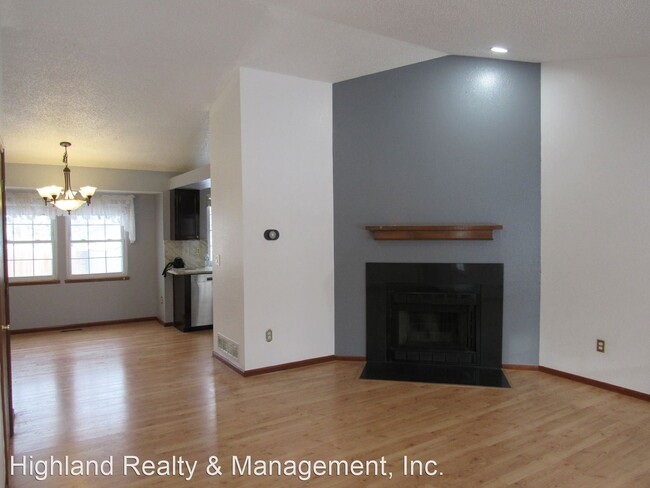 Building Photo - 4 br, 2.5 bath House - 10671 Kipling Way