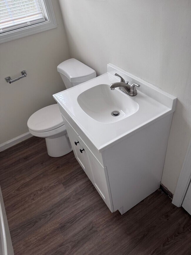 Building Photo - 3521 65th Ave