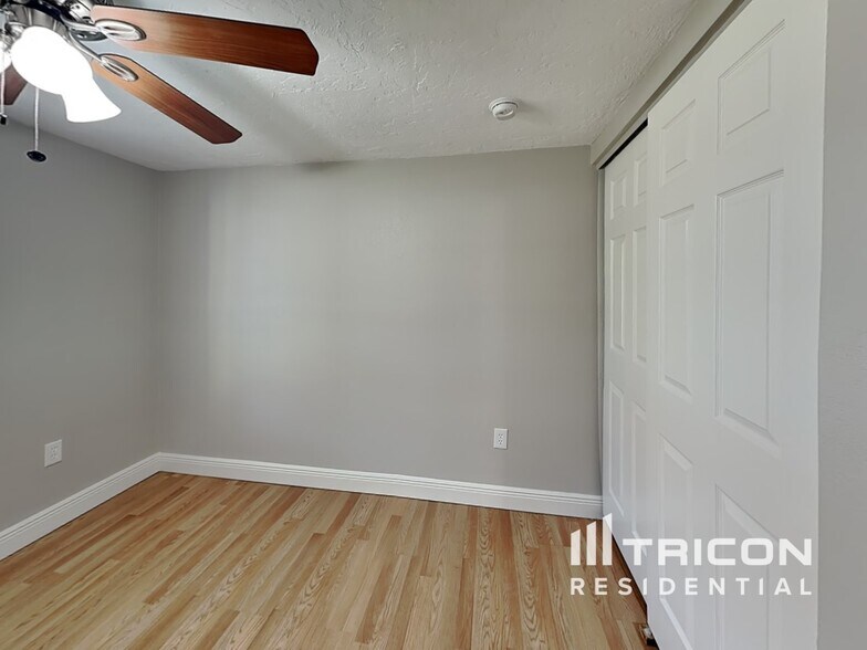 Building Photo - 5058 Silk Oak Dr