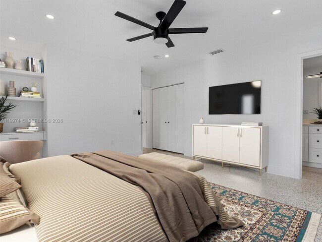 Building Photo - 1751 NE 138th St