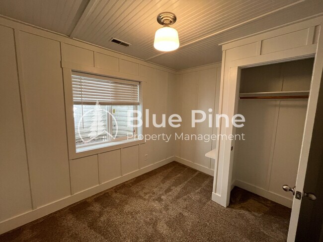 Building Photo - 157 Leesburg Ln