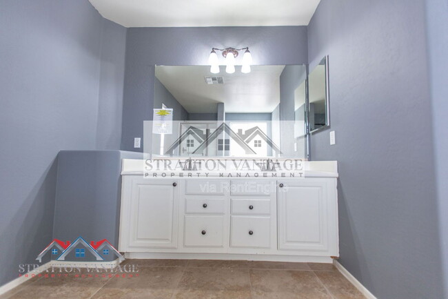 Building Photo - 17916 N 183rd Ave