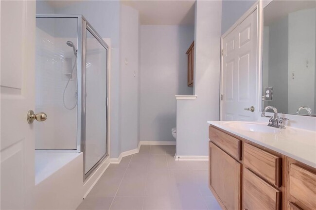 Building Photo - 1100 Emmitt Run