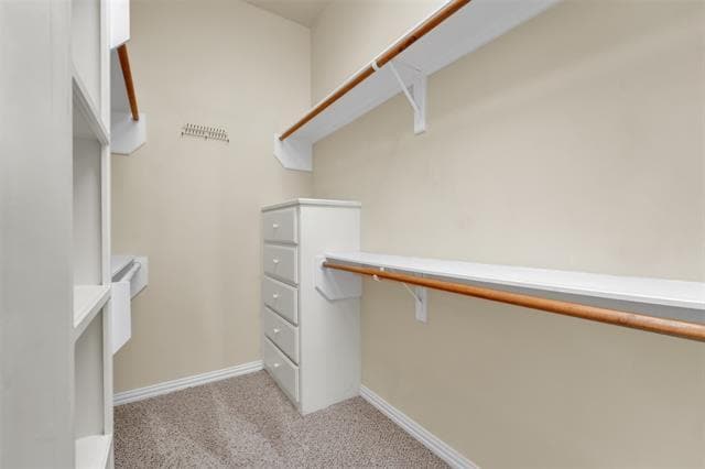 Building Photo - 2202 Southern Oaks Dr