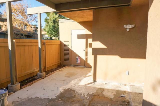 Building Photo - 263 Rancho Dr