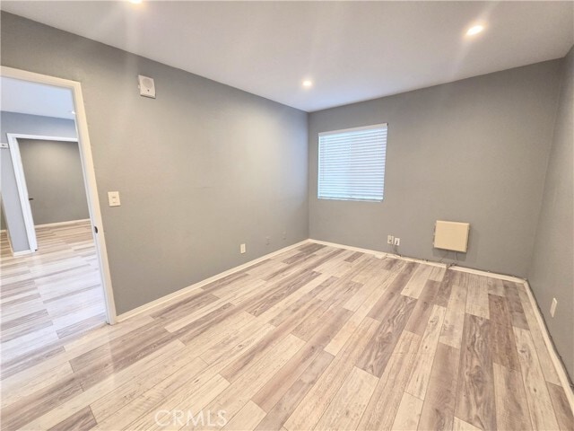 Building Photo - 327 Chestnut Ave