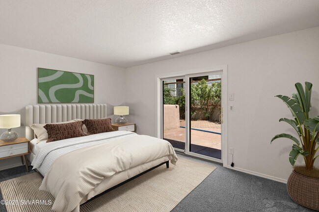 Building Photo - Gorgeous, modern, remodeled, unfurnished, long term rental with pool and spa