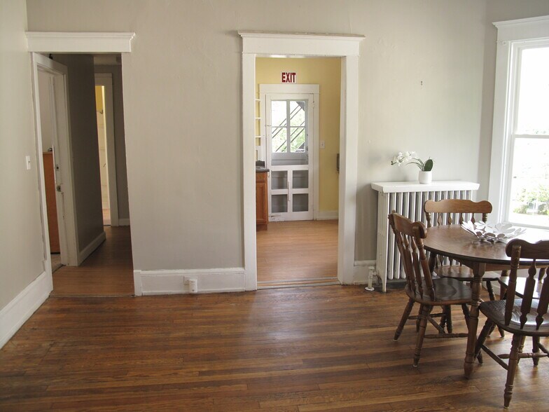 dining 2 - 405 Dryden Rd