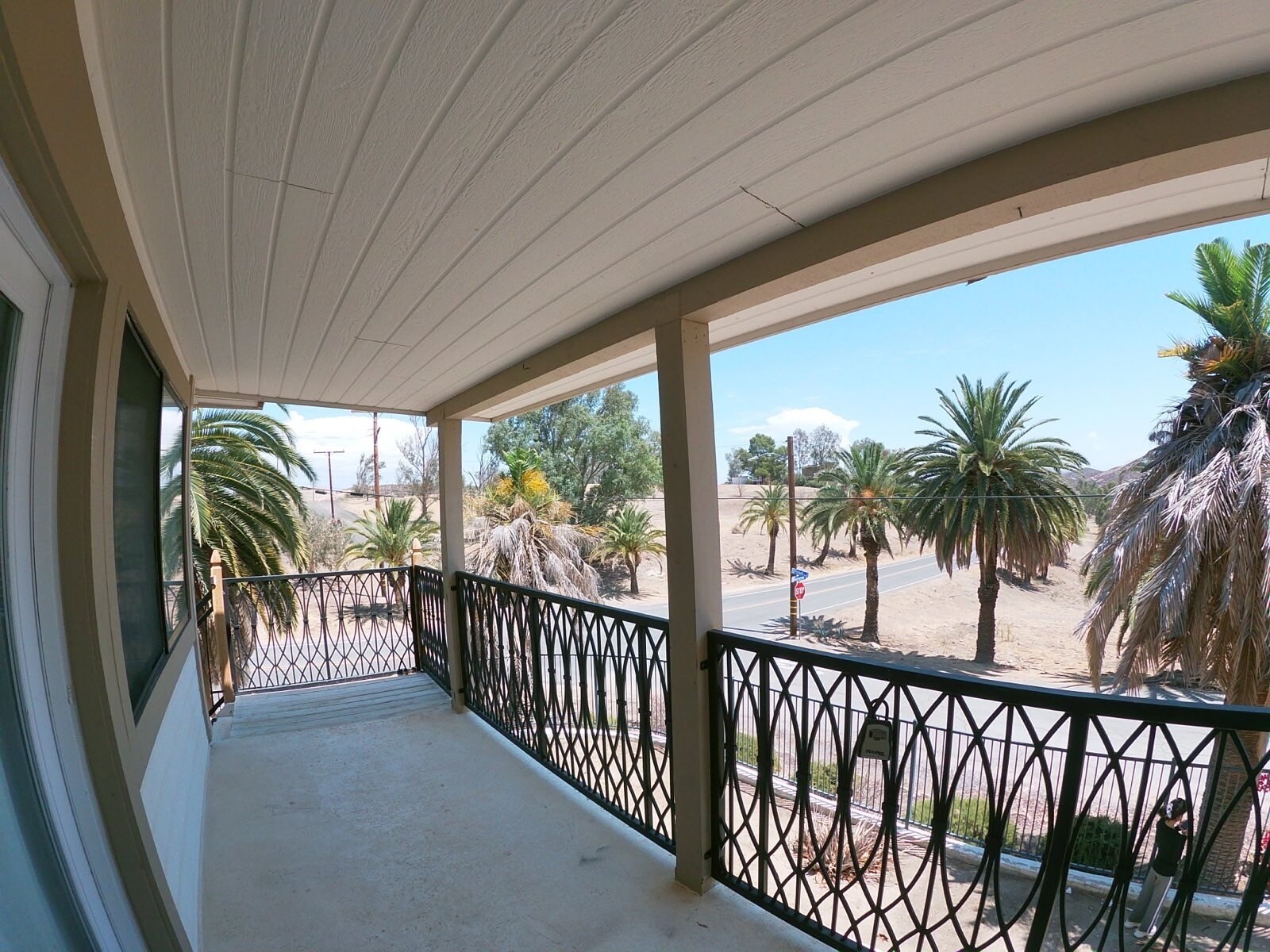 Entryway Balcony - 17350 Pinnell St