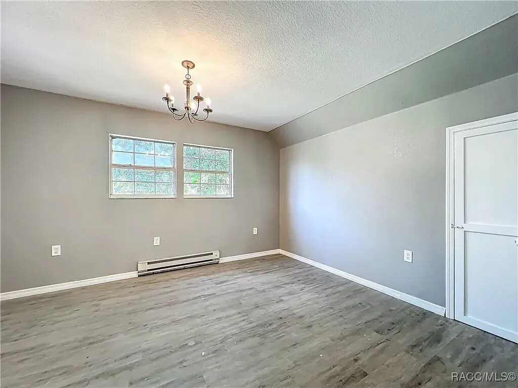 Building Photo - 13691 E Hwy 25