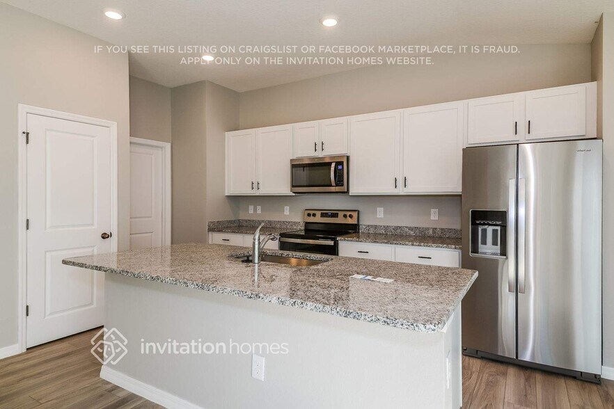 Building Photo - 9519 Baraboo Way