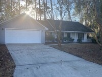Building Photo - Home For Rent