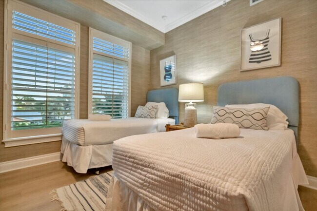 Building Photo - 6406 Gulf Dr