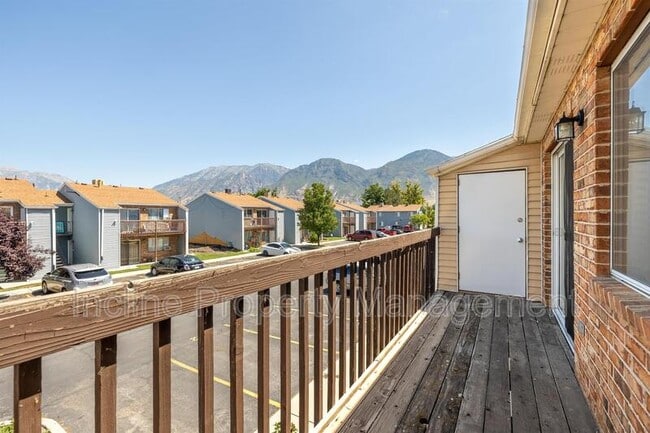 Building Photo - 636 S 500 W