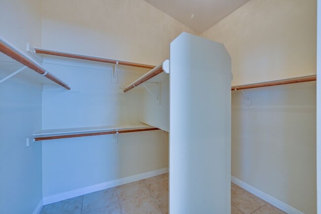 Building Photo - SE!! 4 Bedrooms!! Single Story!! NO HOA!! 3 Car Garage!!! Pool!!! Spa!!! RV Parking!!! Low mainte...